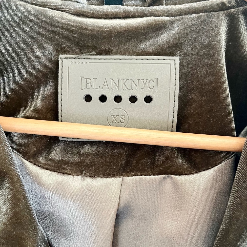 Velvet Moto Jacket in Brown BLANKNYC - Picture 4 of 4